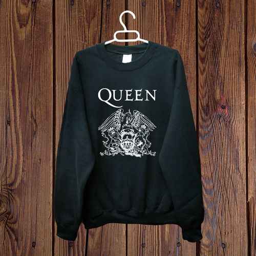 Queen (695)